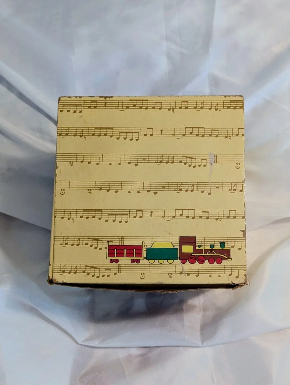 Vintage Enesco Alpine Village Music Box